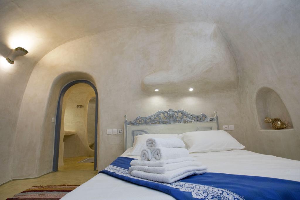 Villa Αura Cave Fira  Exterior foto